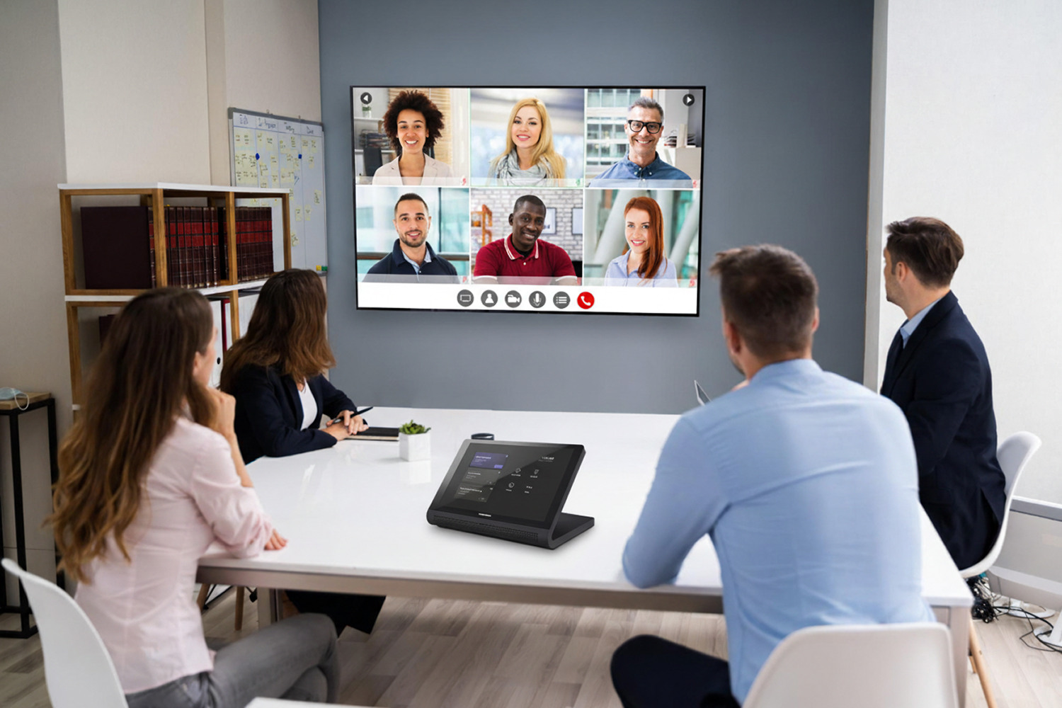 25 mixed-vendor rooms case