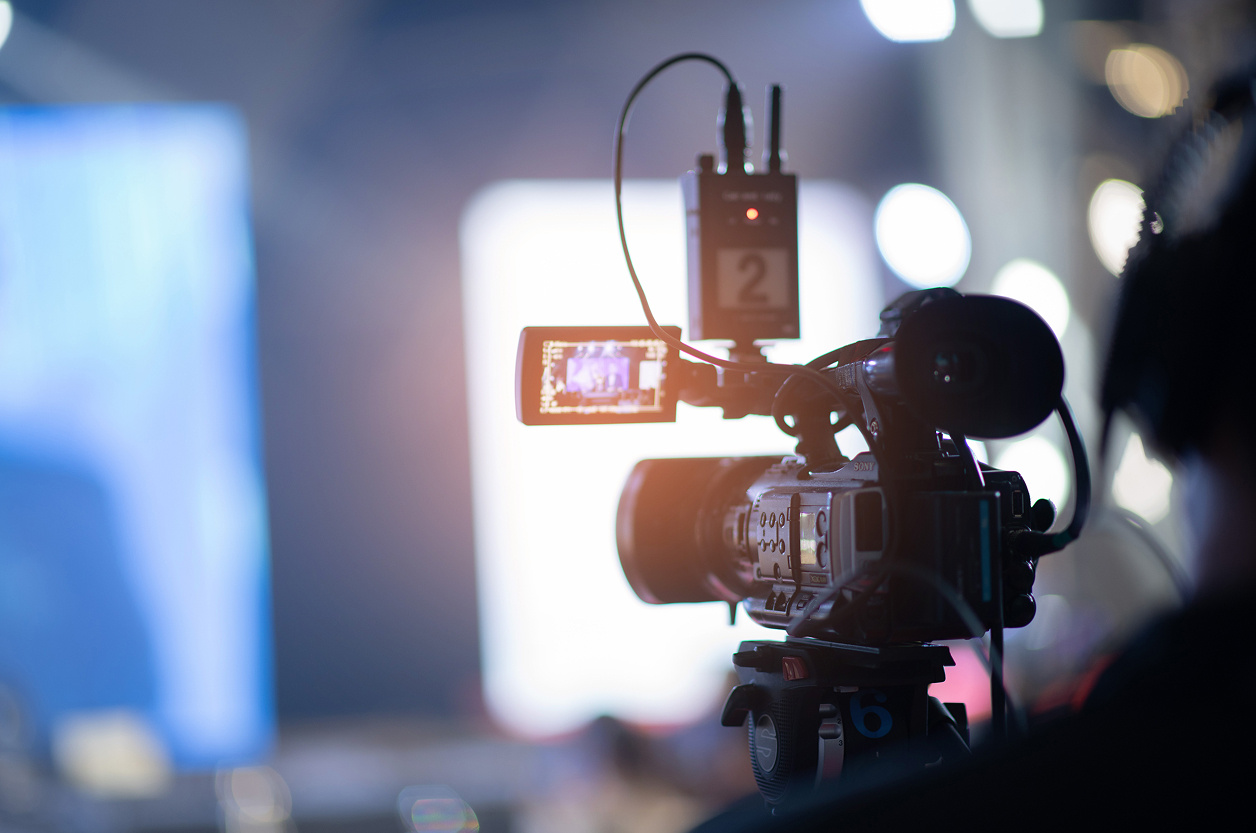 From Algorithms to Audiences: How AI Is Enhancing Live Streaming Quality and Engagement