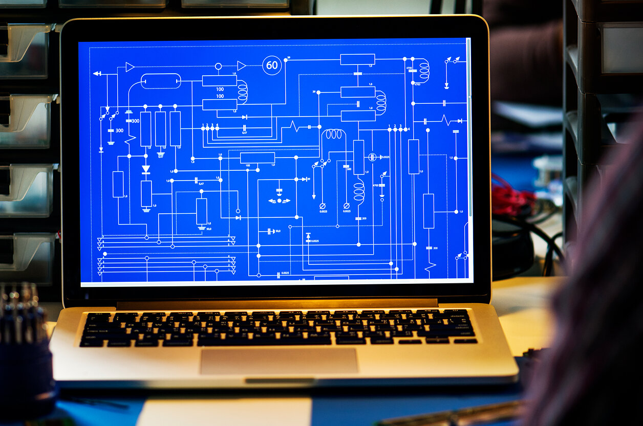 From BOM to Box: Managing the End-to-End Lifecycle of Hardware Products
