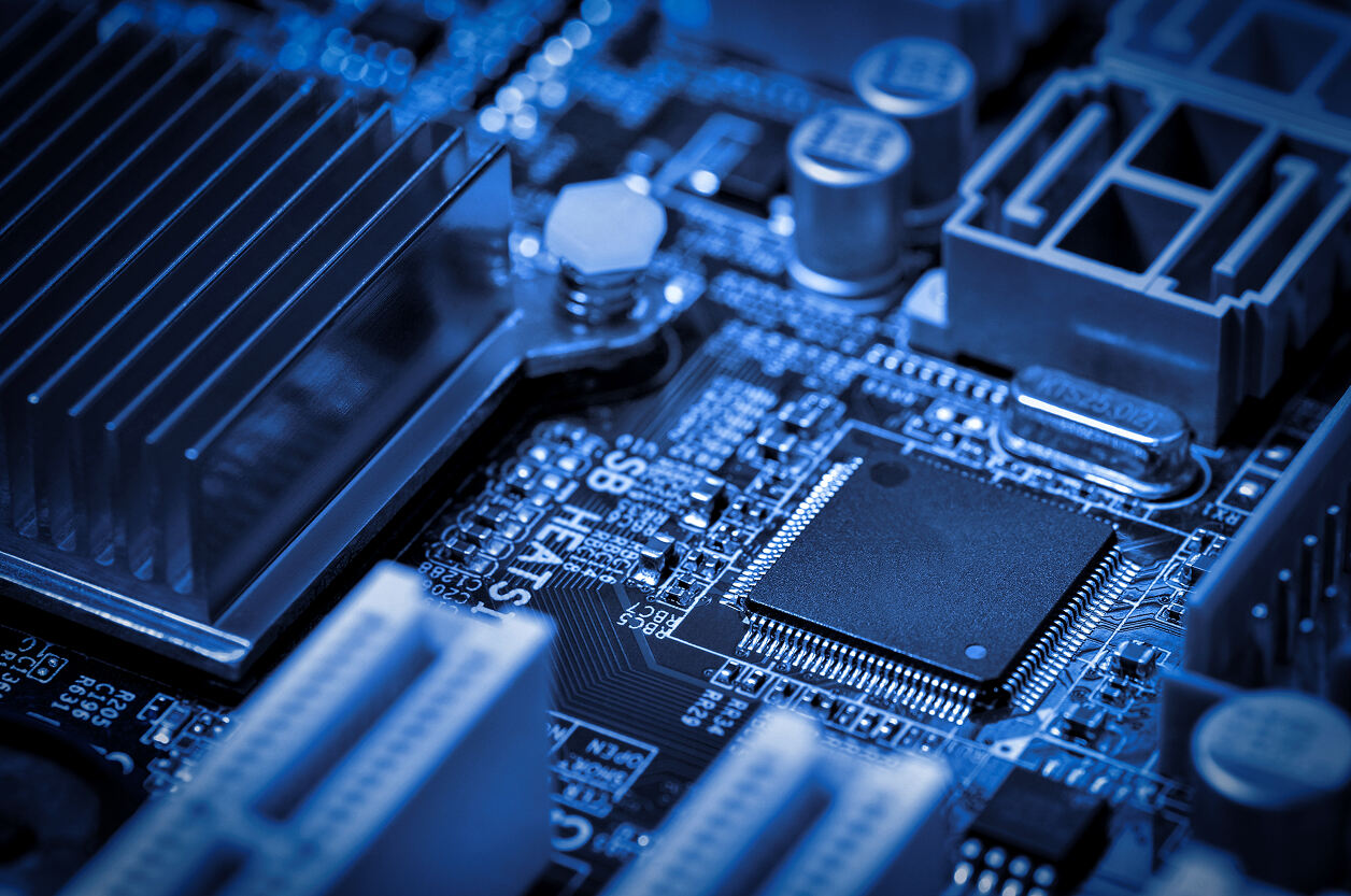 Industrial legacy: why 70% of factories are drowning in outdated hardware